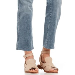 ❤️ Free People Cropped Girlfriend Light Distressed Denim Boho Ankle Jeans 26